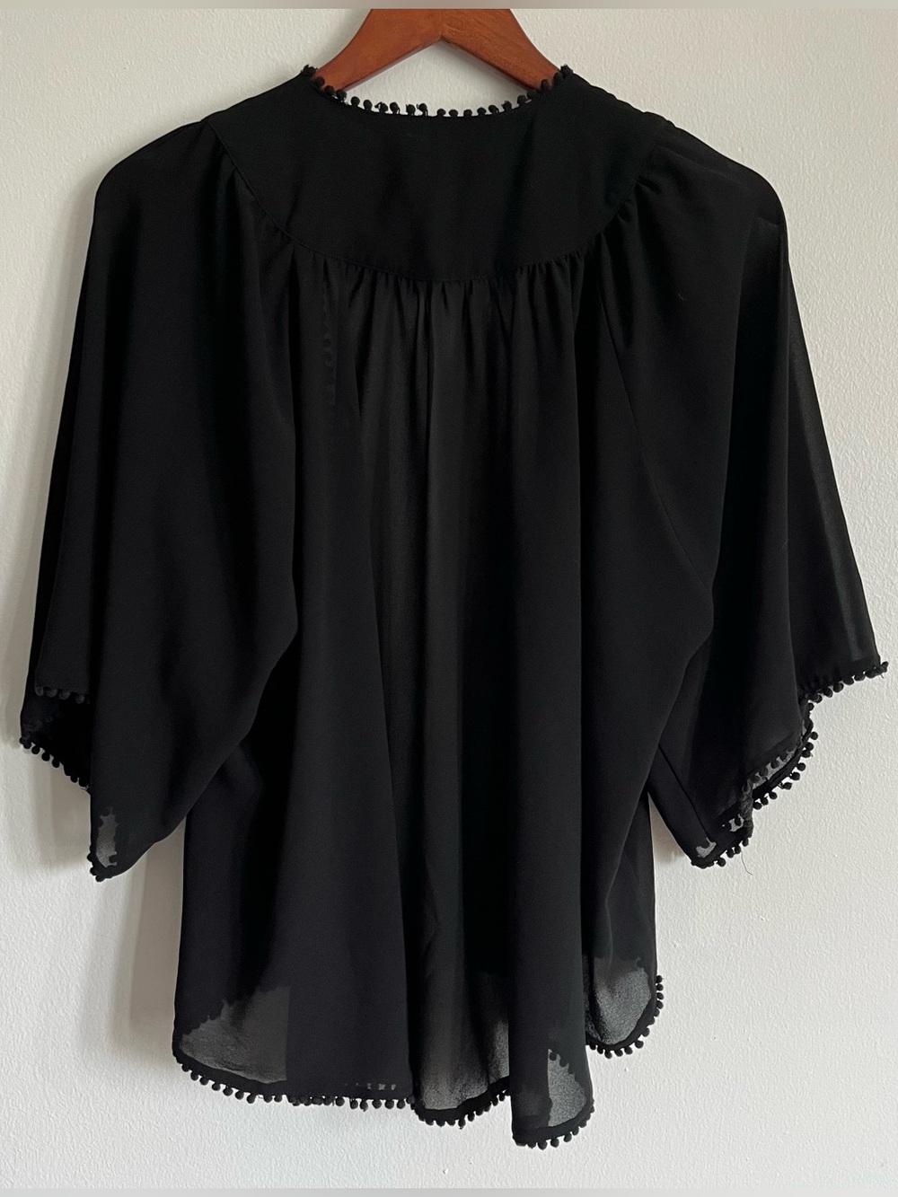 Ecote Sheer Robe - Picture 2 of 3